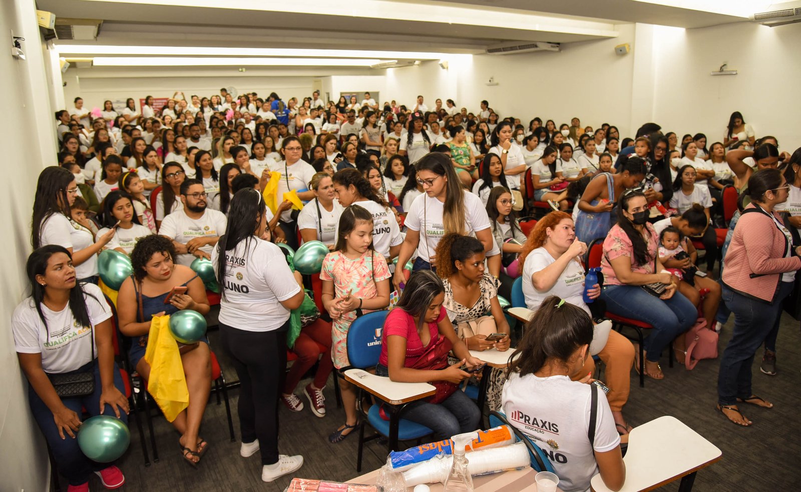 Sala de aula do Qualifica DF
