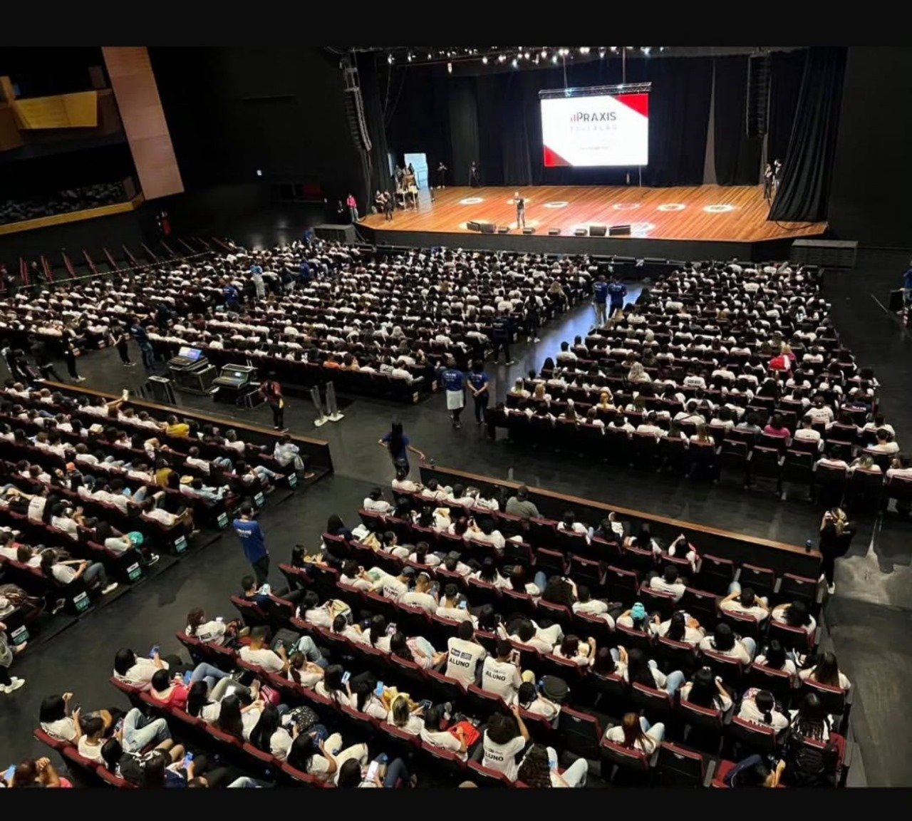 Sala de aula do Qualifica DF