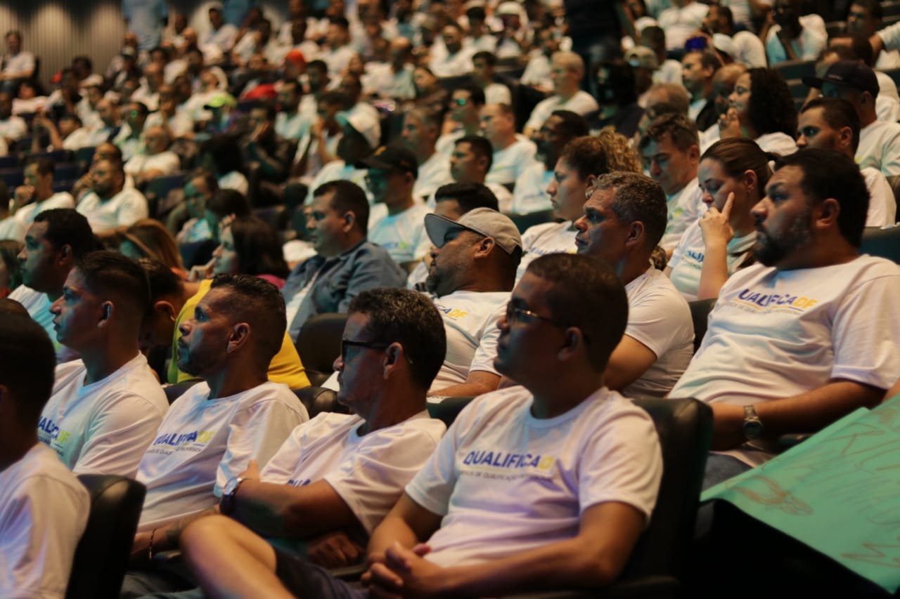 Sala de aula do Qualifica DF